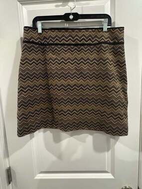 LOFT Chevron Zig Zag Skirt Size 12 Black Brown